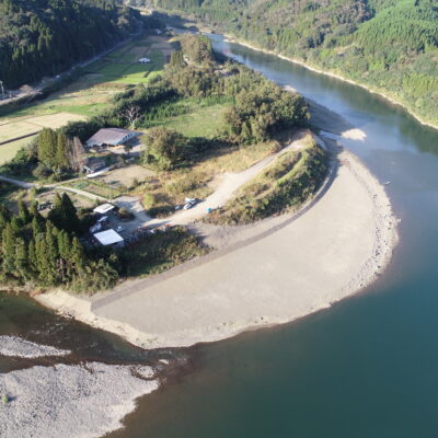令和　６年度防安総小第８４０－１０－３号耳川鹿瀬地区　河道掘削工事>画像1