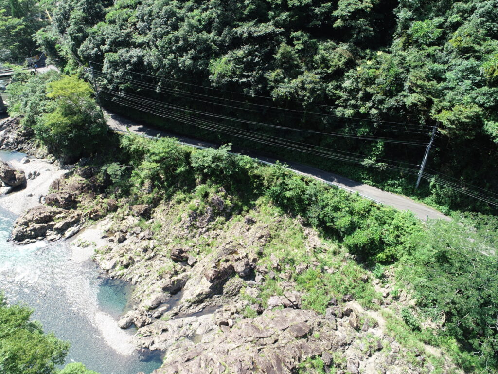 令和６年度　交建広域第６－７－６号　主要地方道日之影宇目線　赤石２工区　道路改良工事２画像2