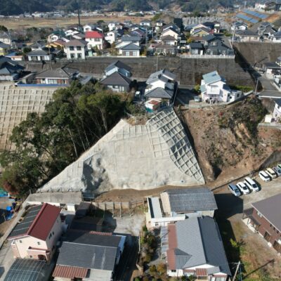 令和６年度　防災急傾　第４１－１号　塩浜第２地区　急傾斜地崩壊対策工事画像4